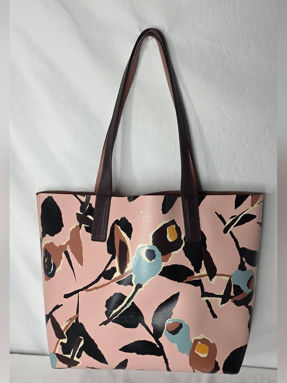 Kate Spade ♠️ 
ARCH PAPER ROSE REVERSIBLE TOTE